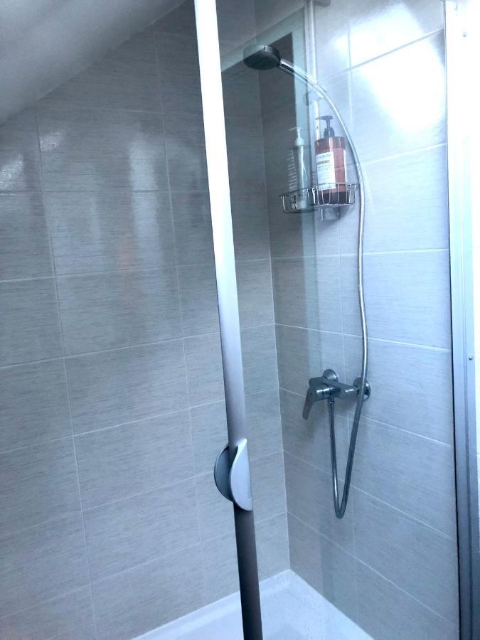 Chambre Double Avec Salle De Bain Privative Auxerre Eksteriør bilde